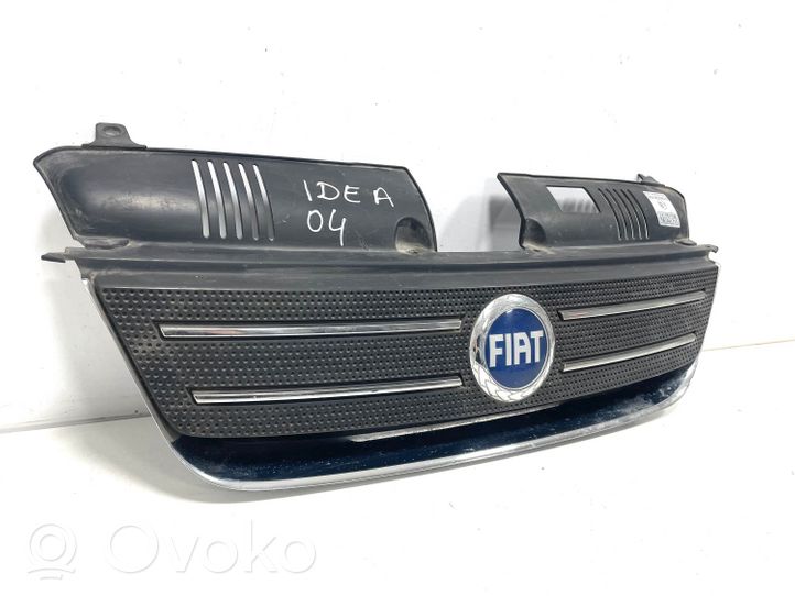 Fiat Idea Grille calandre supérieure de pare-chocs avant 735357980