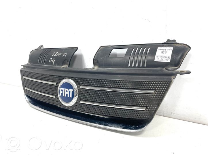 Fiat Idea Maskownica / Grill / Atrapa górna chłodnicy 735357980