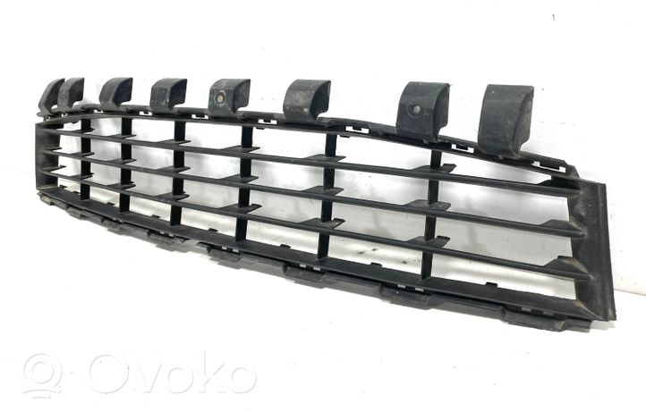 Renault Megane II Grille inférieure de pare-chocs avant 8200412379