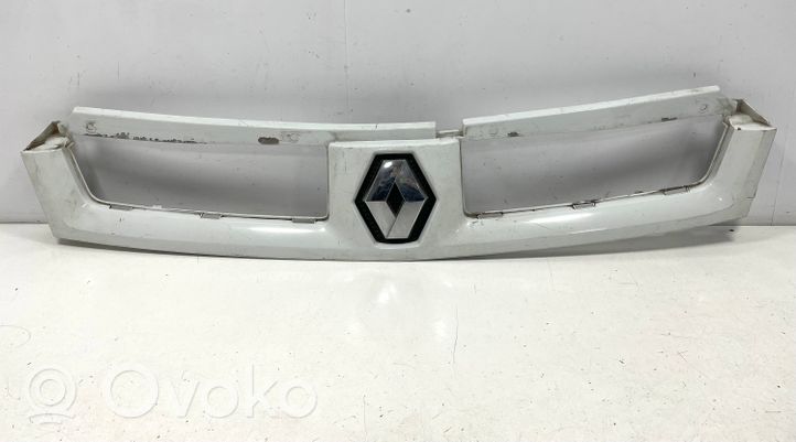 Renault Master II Atrapa chłodnicy / Grill 8200233765