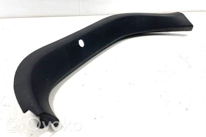 Toyota Corolla E120 E130 Rivestimento portellone 6793802010