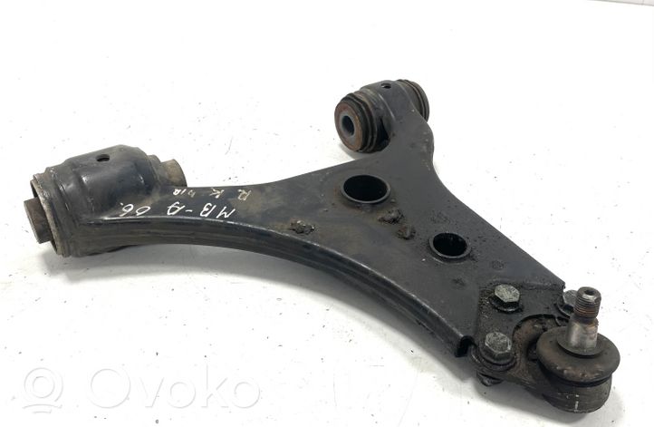 Mercedes-Benz A W169 Fourchette, bras de suspension inférieur avant A1693300307