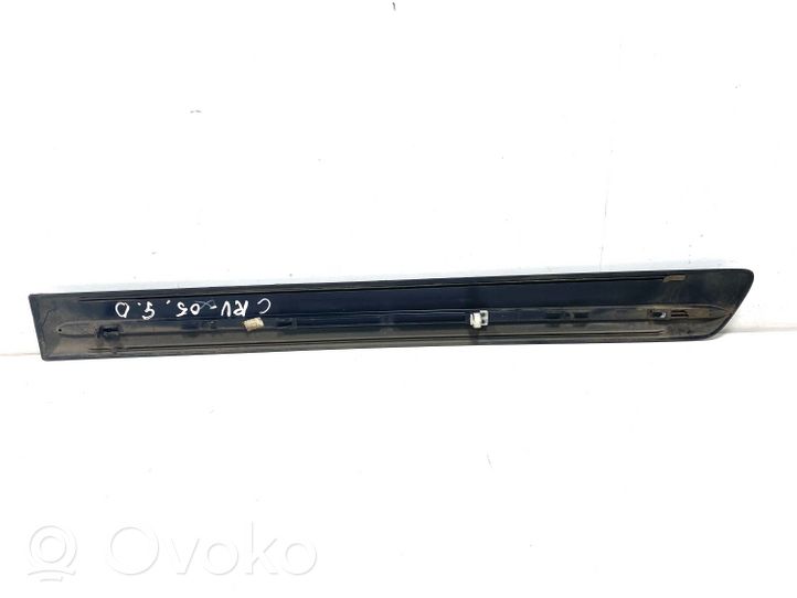 Honda CR-V Takaoven lista (muoto) 75303SCA