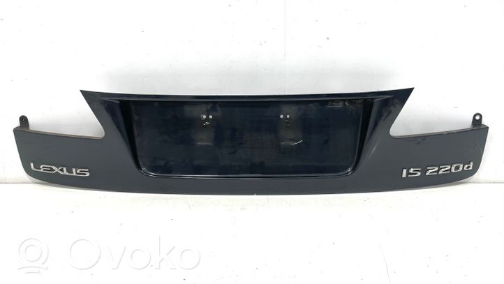 Lexus IS 220D-250-350 Verkleidung Heckklappe Kofferraumdeckel 768015303040