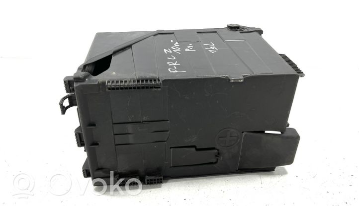 Peugeot RCZ Support boîte de batterie 9663615380