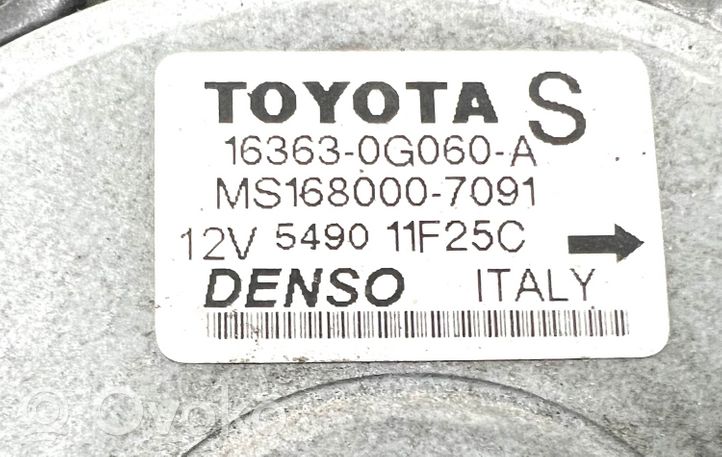 Toyota Corolla E120 E130 Jäähdyttimen jäähdytinpuhaltimen suojus 1227508403