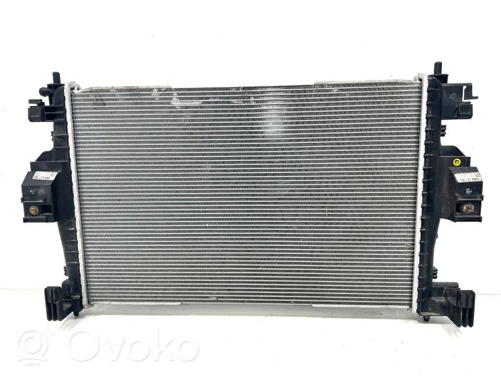 Peugeot RCZ Radiateur de refroidissement 9673947480