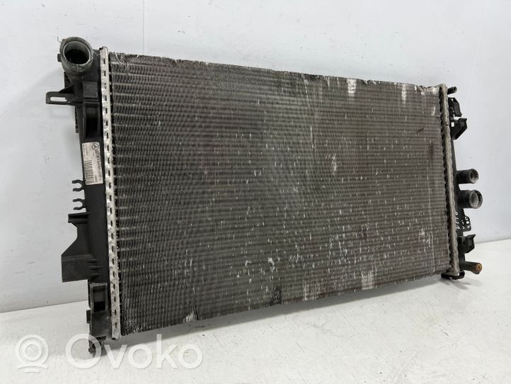 Mercedes-Benz Vito Viano W639 Dzesēšanas šķidruma radiators A6395010401