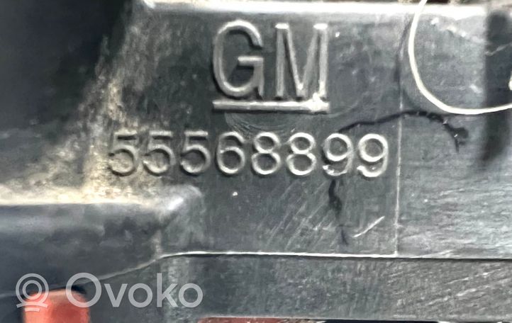 Chevrolet Volt I Kolektor ssący 55568899