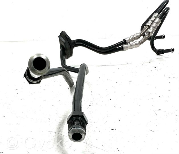 Audi A4 S4 B7 8E 8H Conduite de frein 8E0614769H