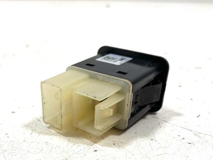 Chevrolet Volt I USB-pistokeliitin 25832462