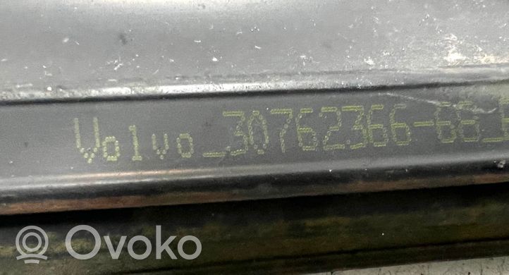 Volvo XC60 Gumowa uszczelka szyby drzwi tylnych 30762366