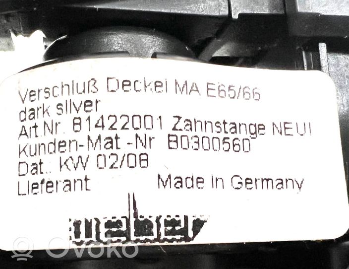 BMW 7 E65 E66 Zamek schowka deski rozdzielczej 81429