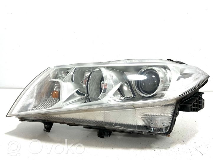 Suzuki Vitara (LY) Lampa przednia 10018097