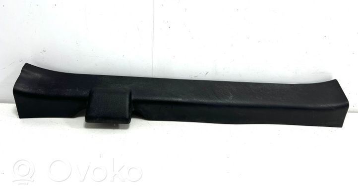 Suzuki Vitara (LY) Moldura protectora del borde delantero 7616161M005PK