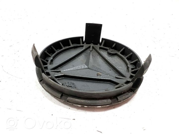 Mercedes-Benz C W204 Original wheel cap A1714000025