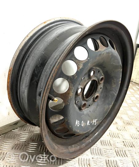 Mercedes-Benz A W169 R15-teräsvanne 5X112