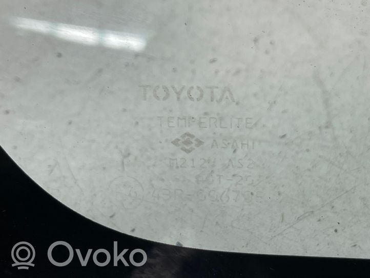 Toyota Yaris Verso Szyba karoseryjna tylna M212AS2DOT20