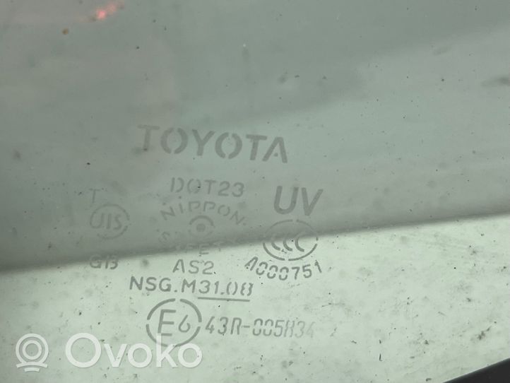 Toyota Prius (XW20) Szyba karoseryjna tylna DOT23AS2NSGM3108