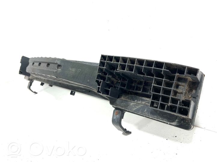 Hyundai ix20 Rear bumper cross member 86631K000