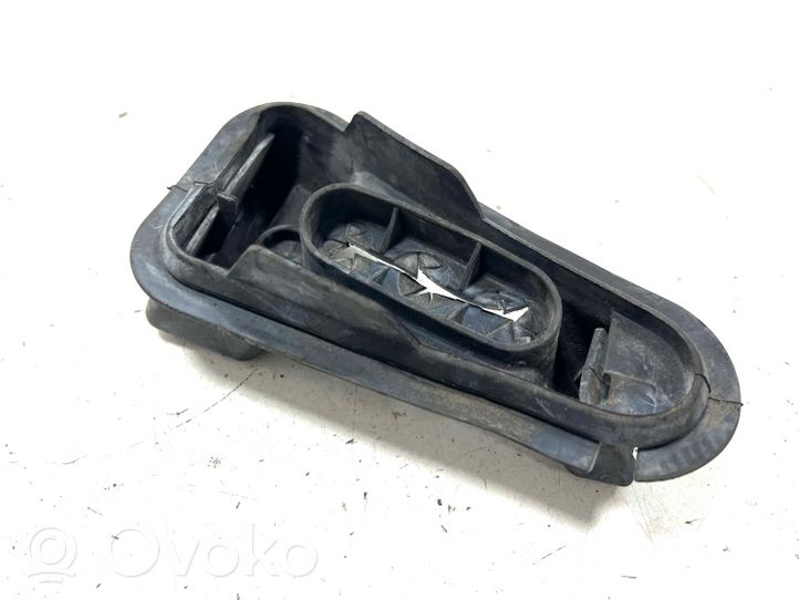 BMW 5 F10 F11 Kita variklio skyriaus detalė 6431698760912