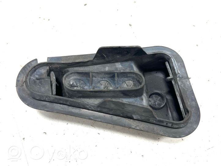 BMW 5 F10 F11 Kita variklio skyriaus detalė 6431698760912