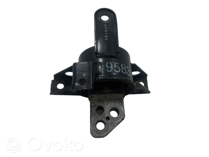 Chevrolet Spark Supporto della scatola del cambio 0H3131