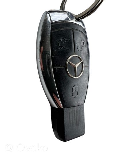 Mercedes-Benz E W211 Užvedimo raktas (raktelis)/ kortelė 