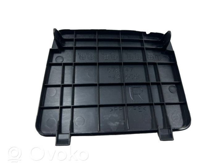 Toyota RAV 4 (XA40) Rivestimento portellone 6784742050