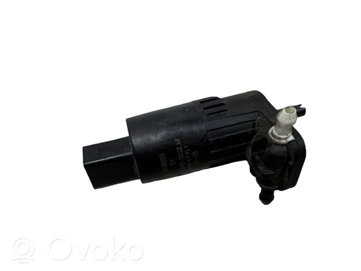 Opel Corsa E Pompa spryskiwacza szyby przedniej / czołowej 84139203