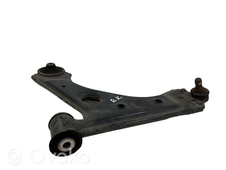 Opel Corsa E Front lower control arm/wishbone 8D28A0225
