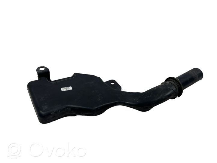 Audi A4 S4 B8 8K Tubo riempimento della vaschetta del liquido lavavetri 8T1955463B