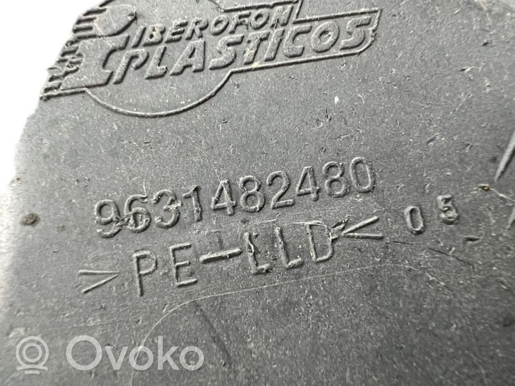 Citroen Xsara Picasso Rivestimento paraspruzzi parafango posteriore 9631482480