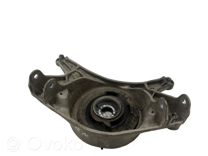 Audi A4 S4 B8 8K Supporto di montaggio della molla elicoidale 8K0412383F