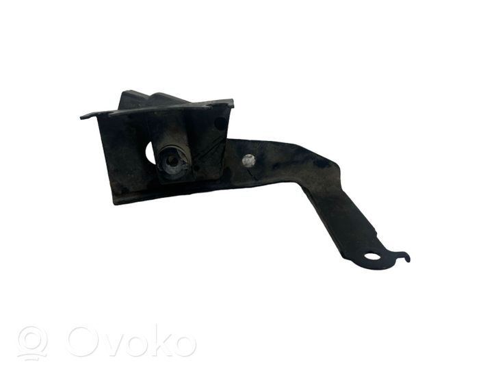 Nissan Qashqai Supporto pompa ABS JD910