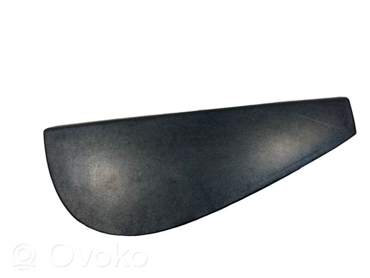 Renault Megane III Rivestimento modanatura del vetro della portiera posteriore 833300006R