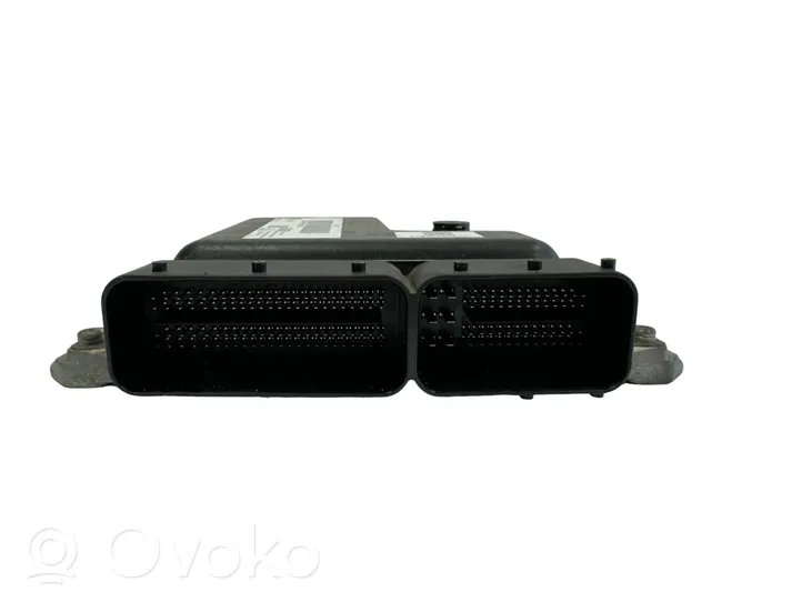 Opel Meriva B Sterownik / Moduł ECU 55579893