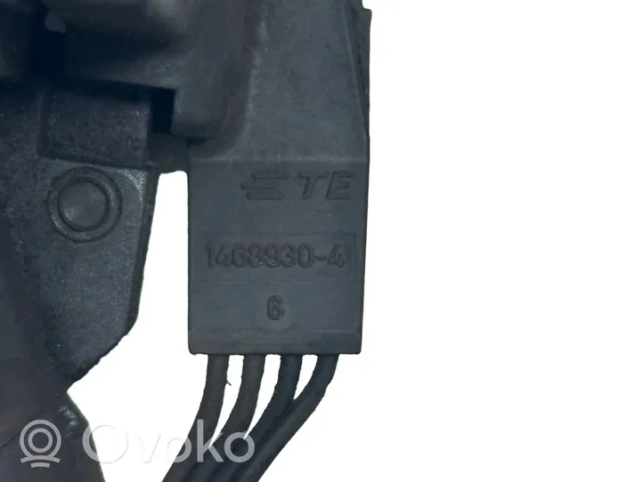 Citroen DS5 Cilindro secondario del cuscinetto di rilascio della frizione 14689304