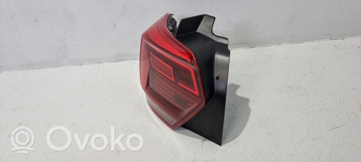 Volkswagen Polo VI AW Lampy tylnej klapy bagażnika 2G0945207B