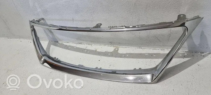 Lexus IS 220D-250-350 Grille de calandre avant 52711-53010