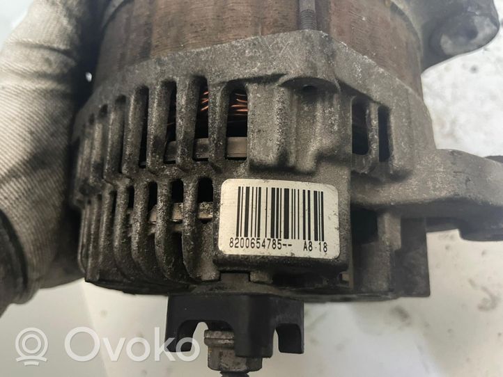 Renault Trafic II (X83) Generatore/alternatore 8200654785