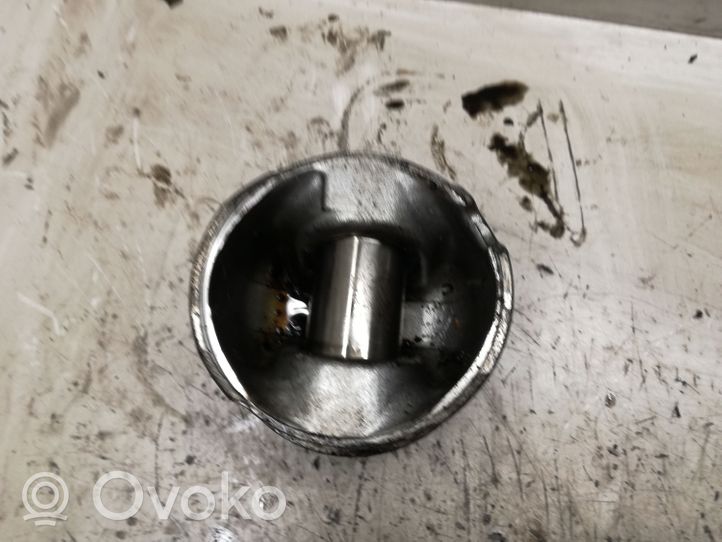 Hyundai Santa Fe Piston 