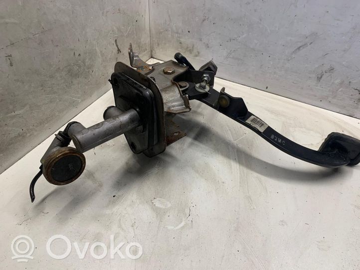 Hyundai Santa Fe Clutch pedal 06GFHY