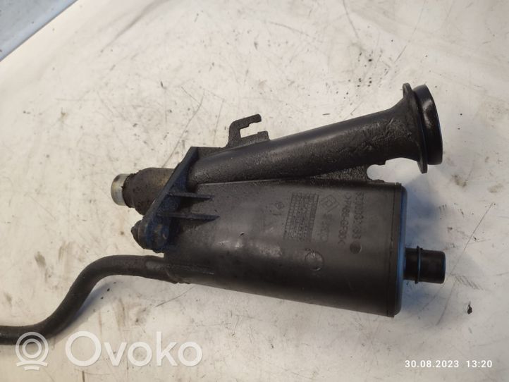 Volvo S40, V40 Oil breather separator 8200082486