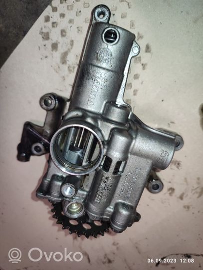 Volvo S80 Oil pump 31330979