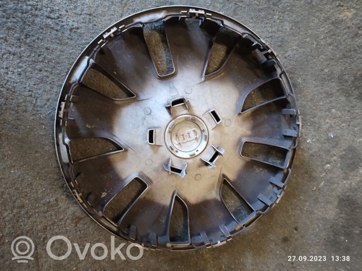 Audi A5 8T 8F R16 wheel hub/cap/trim 8K0601147