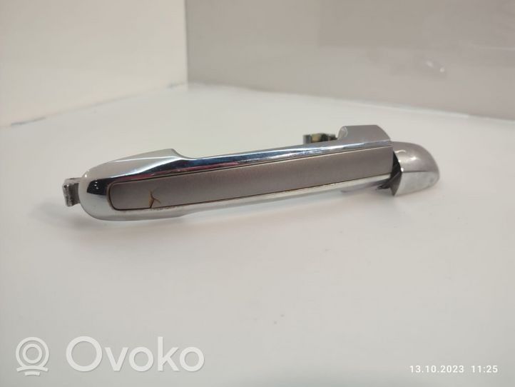 Hyundai Sonata Front door exterior handle 