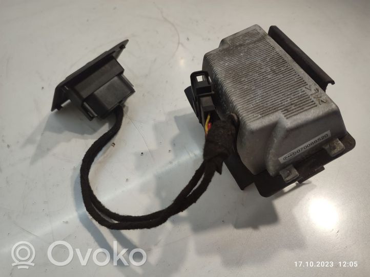 Volkswagen Touareg I Convertisseur / inversion de tension inverseur 7L6907155