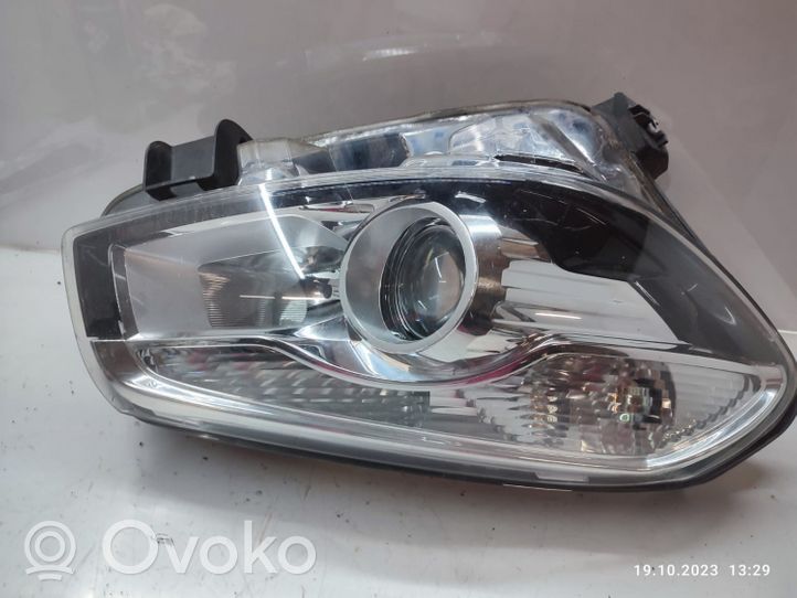 Nissan Qashqai+2 Headlight/headlamp 26010BR01A