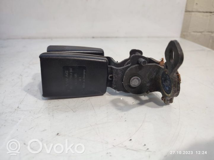 Volkswagen Golf VII Rear seatbelt buckle 8V0857739